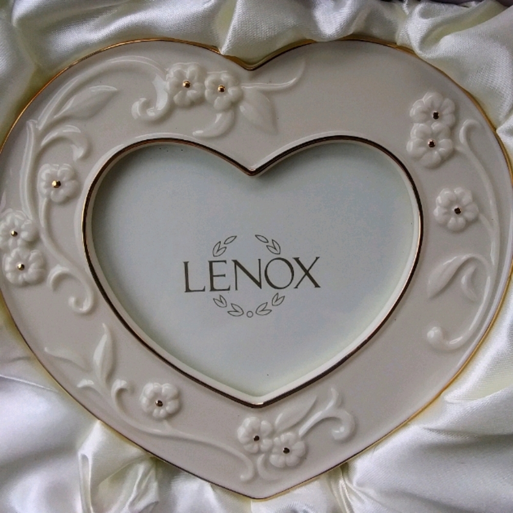 Heart Shaped Frame